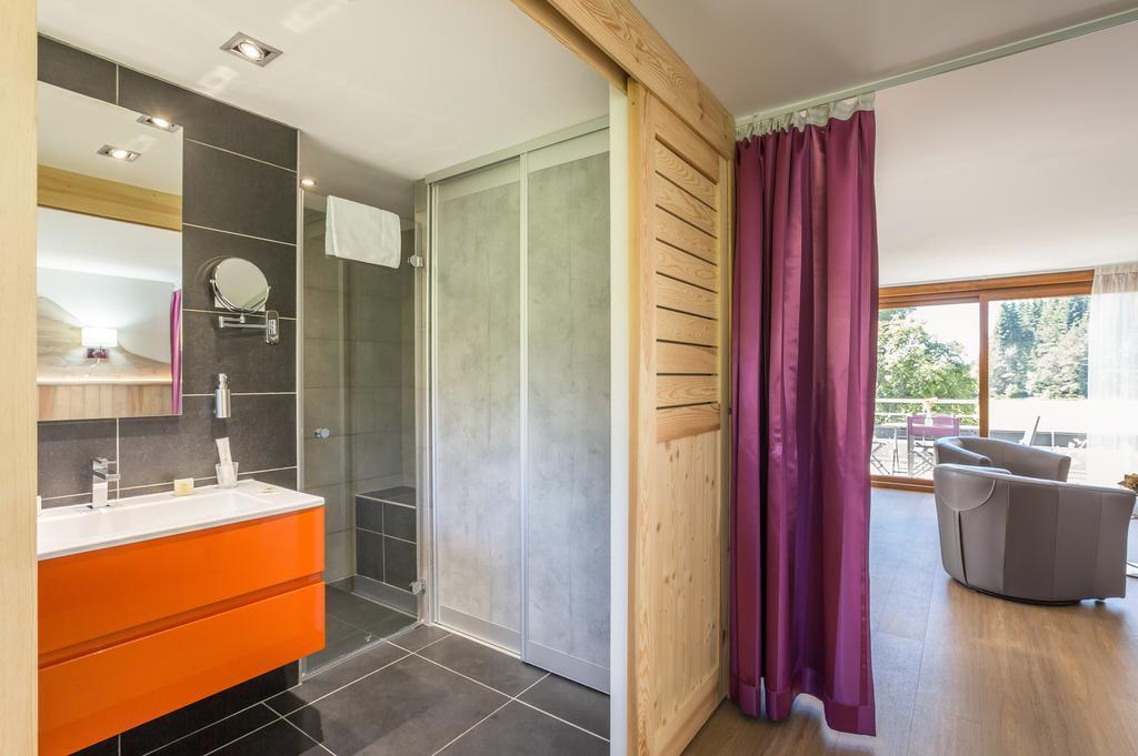 Logis Hotel Le Relais Du Bois Vialotte Le Chambon-sur-Lignon Exterior foto